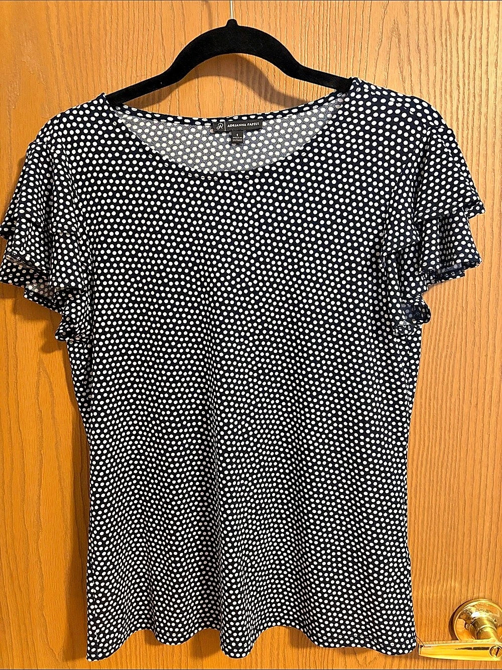 Adrianna Papell Polka Dot Short Sleeve Top in Black & White Size Small Like